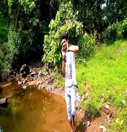Tor lagi dunia chhadi deli